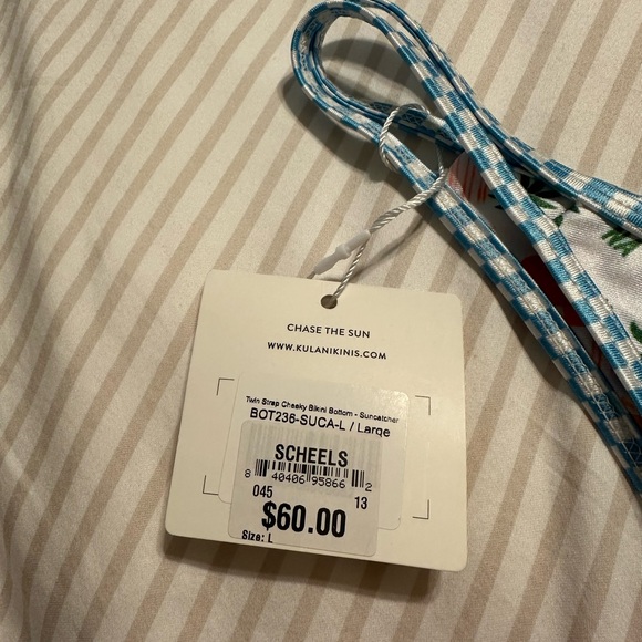 BRAND NEW Kulani Kinis - Picture 3 of 7